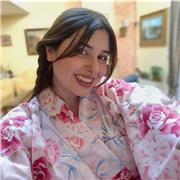 Sono un'insegnante di Italiano L2 con esperienza. Amo insegnare questa lingua e aiutare gli studenti a raggiungere i loro obiettivi!